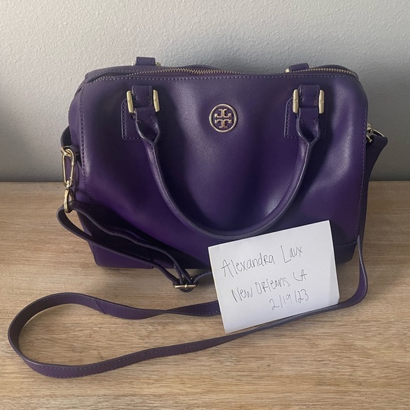 Tory Burch Robinson Middy Bag in Purple - Picture 3 of 5